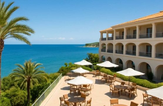Seafront hotel in Latchi