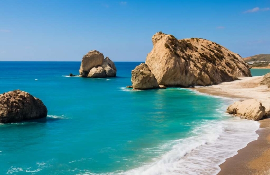 Petra tou Romiou Beach (Paphos)